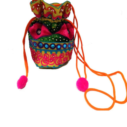 πουγκί χειροποίητο από ινδία