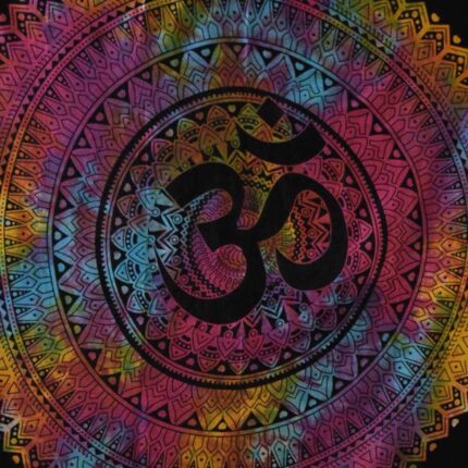 Πάντα τοίχου, πανό ,ριχτάρι σε μαύρο χρώμα με σχέδιο σύμβολο του ομ σε μαντάλα