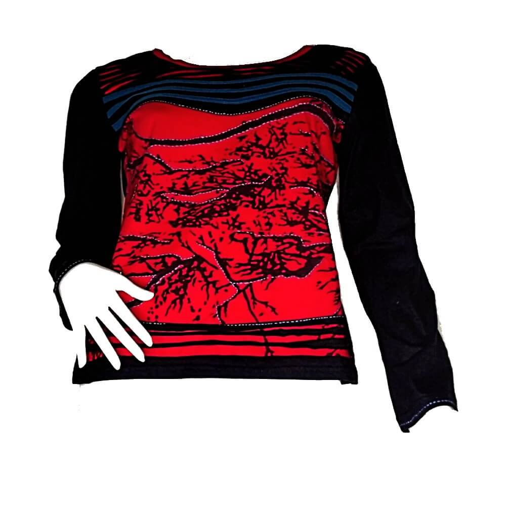 wbn-315-a-nepali-black-shirt-red-tree Μπλούζα γυνακεία σε μαύρο χρώμα με σχέδιο κύκλους