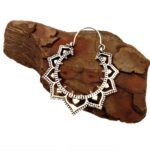 Σκουλαρίκια κρεμαστά από λευκό μπρούτζο εθνικ στυλ