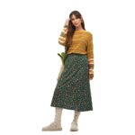 Μίντι φούστα με ελαστική μέση σε πράσινο χρώμα από βισκόζη με τύπωμα λεοπάρ της ισπανικής εταιρίας Xantik