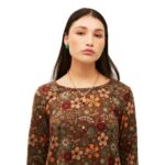 Μπλούζα με μακρύ μανίκι και λαιμόκοψη χαμόγελο σε γκρί χρώμα και σχέδιο χειμερινά λουλούδια από πολυεστέρα