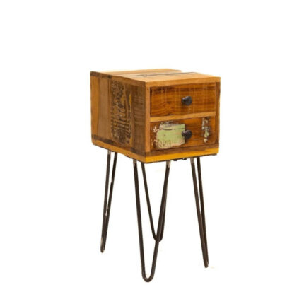 Κομοδίνο από ανακυκλωμένο ξύλο ακακίας με δύο συρτάρια και μεταλλικά πόδια κατασκευασμένο στην Ινδία