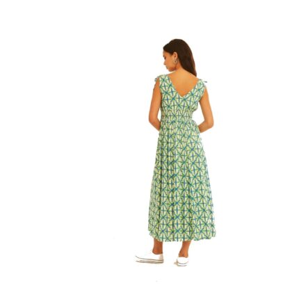 Μακρύ φόρεμα με ντεκολτέ σε σχήμα V με ελαστική μέση και λεπτομέρεια με κρόσσια στους ώμους σε μπλε μοτίβο με αστερίες από βισκόζη